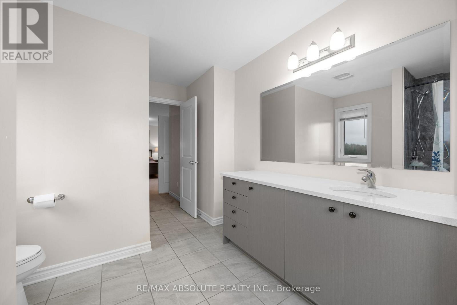 706 PARADE DRIVE - 25