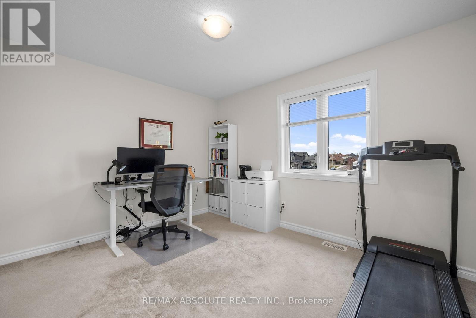 706 PARADE DRIVE - 33
