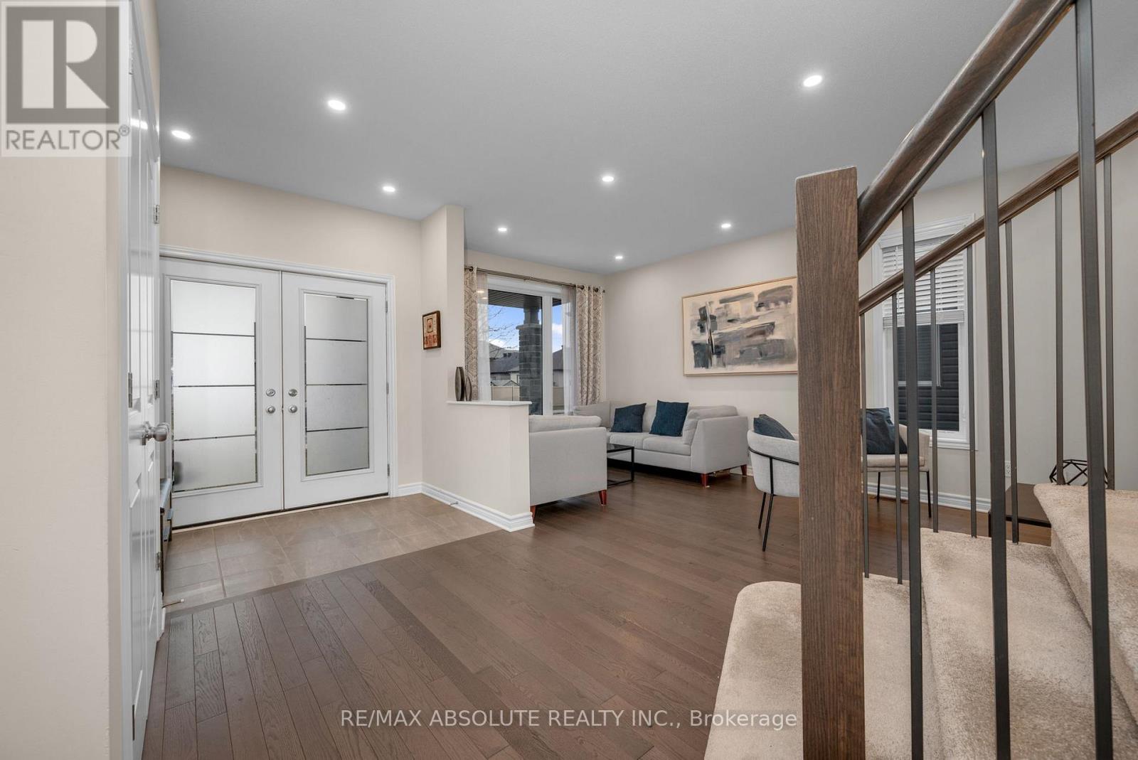 706 PARADE DRIVE - 4