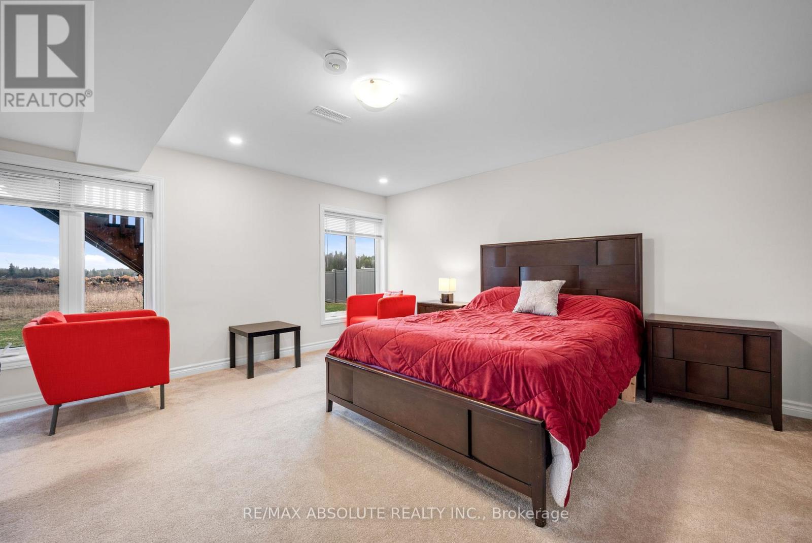 706 PARADE DRIVE - 45