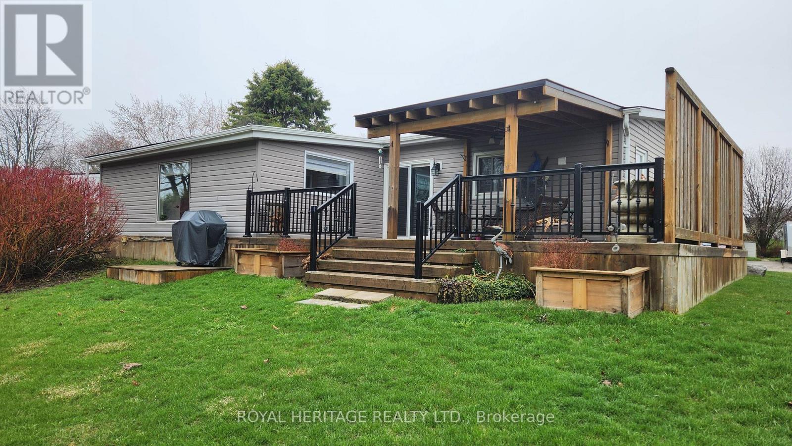 11 HERITAGE LANE - 27