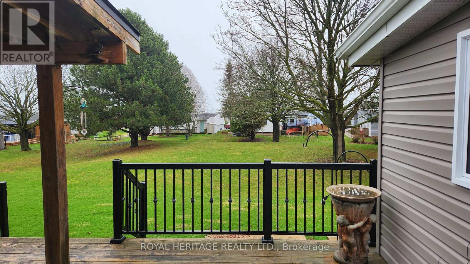 11 HERITAGE LANE - 29