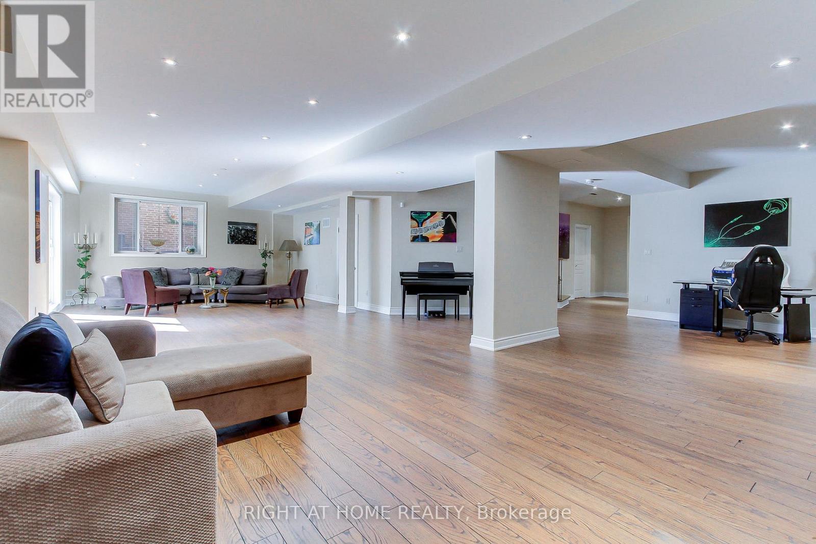 185 KING HIGH DRIVE - 41