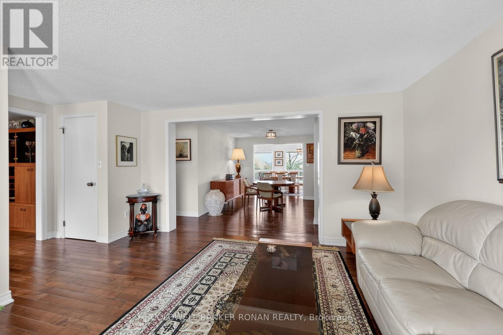 105 TECUMSETH PINES DRIVE - 11