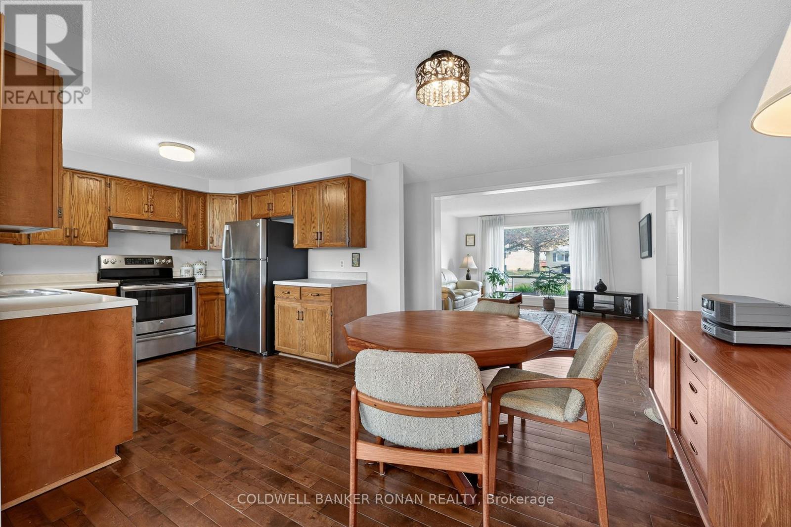 105 TECUMSETH PINES DRIVE - 15