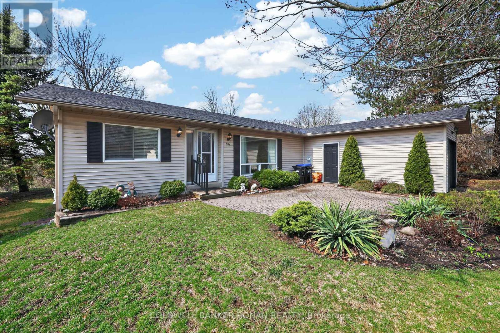 105 TECUMSETH PINES DRIVE - 2