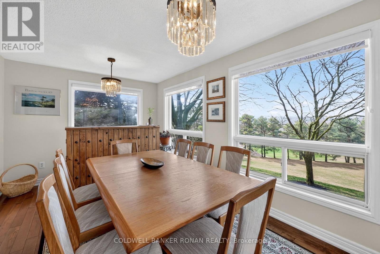 105 TECUMSETH PINES DRIVE - 21