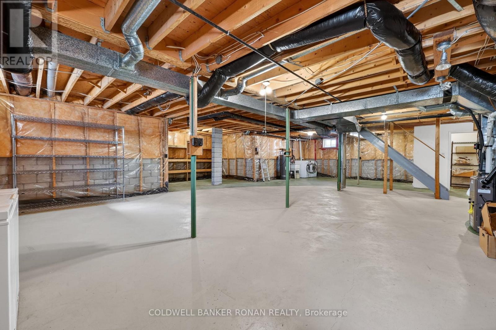 105 TECUMSETH PINES DRIVE - 32