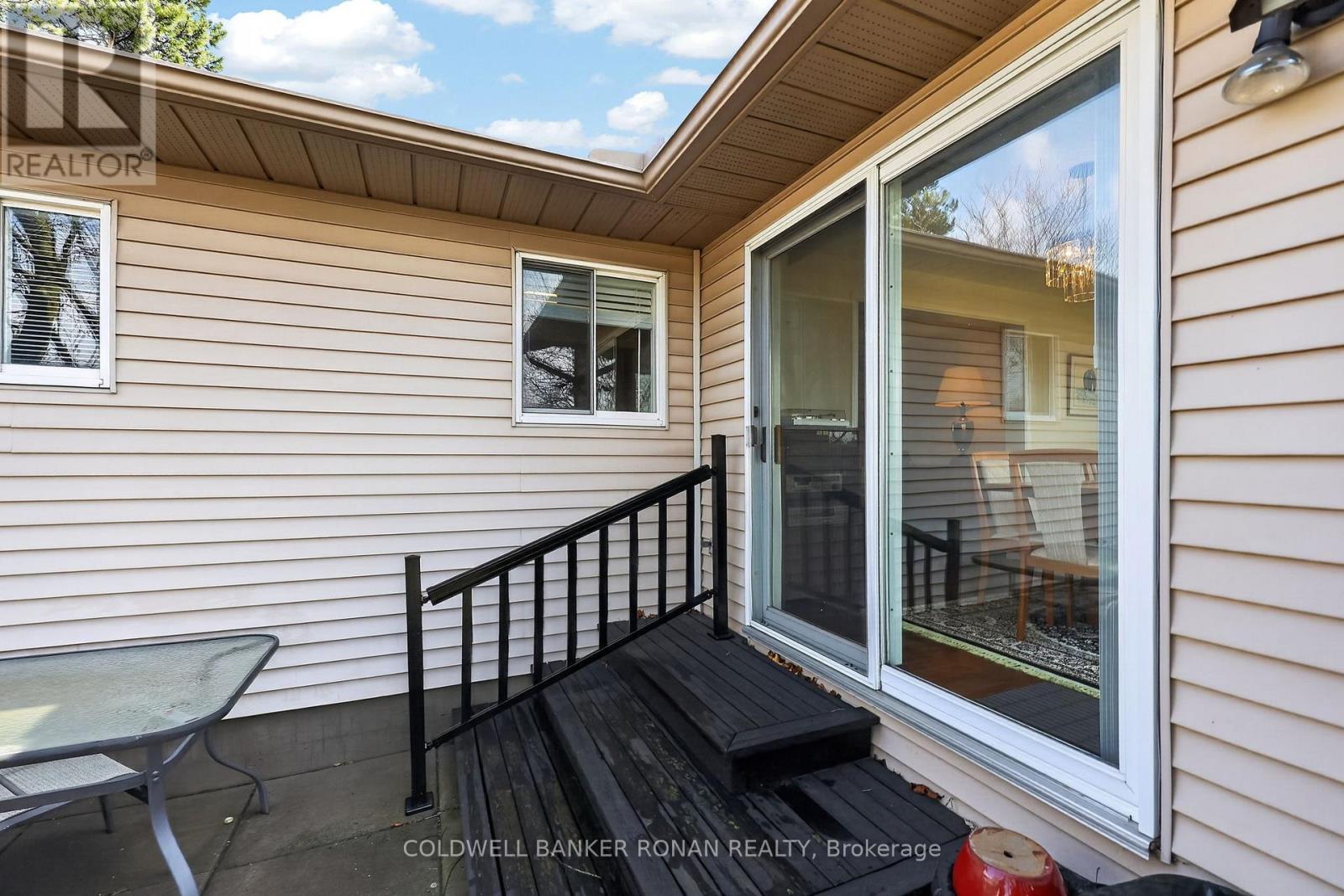 105 TECUMSETH PINES DRIVE - 38