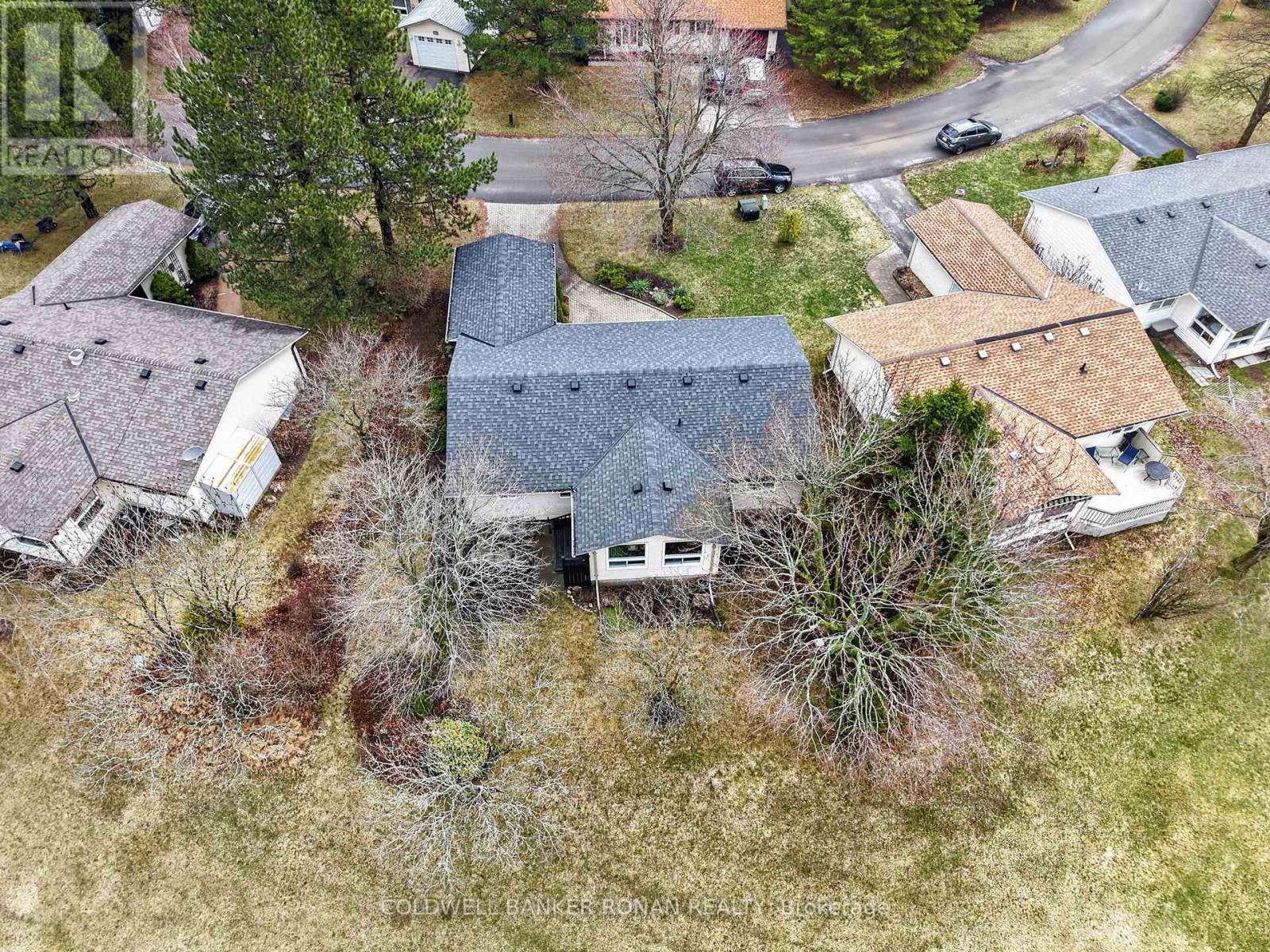 105 TECUMSETH PINES DRIVE - 41