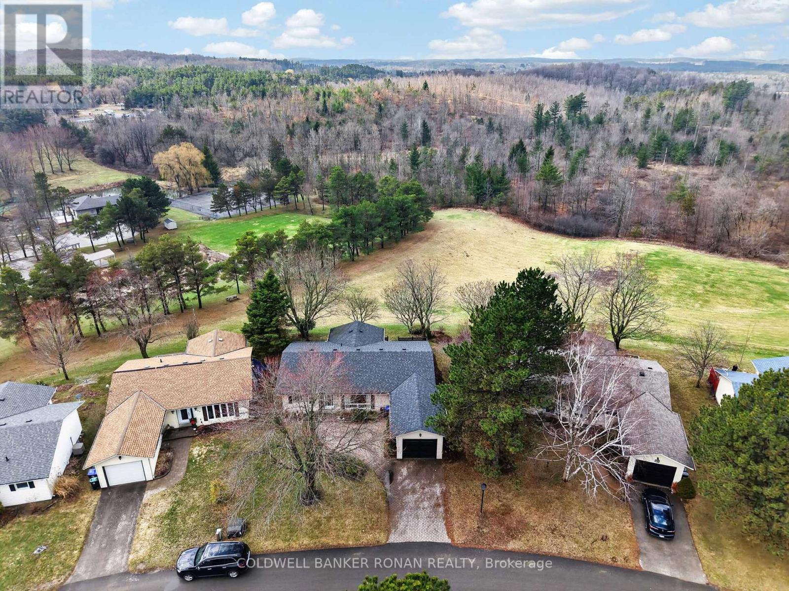 105 TECUMSETH PINES DRIVE - 42