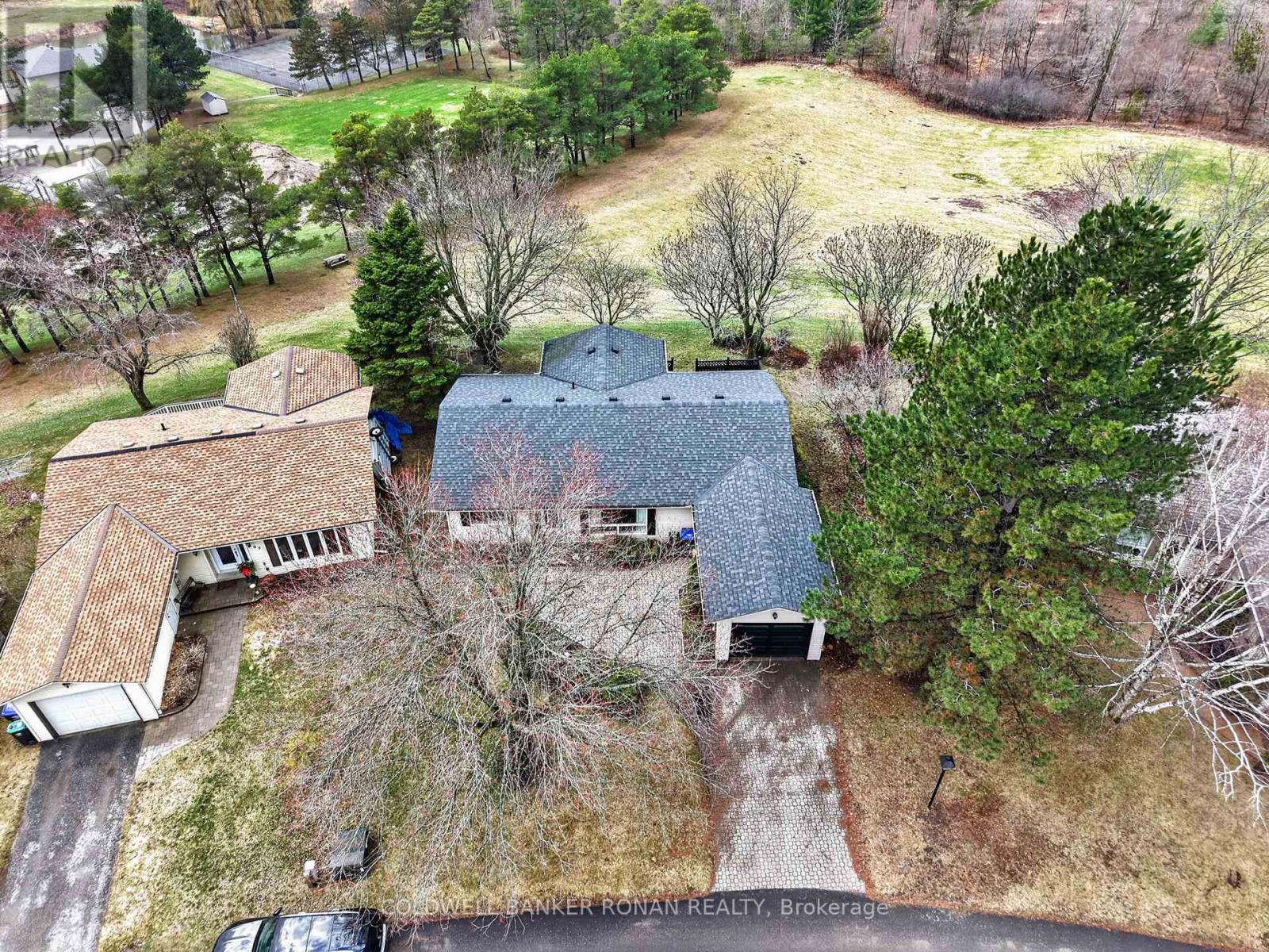 105 TECUMSETH PINES DRIVE - 47
