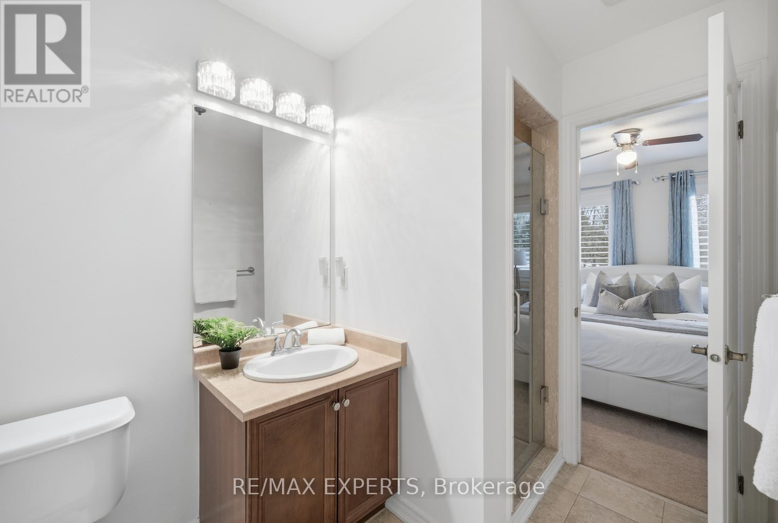 11 COLLIER CRESCENT - 29