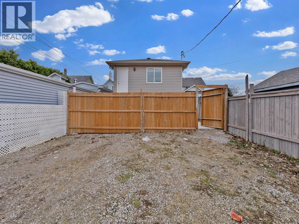 658 CARON, Windsor, Ontario, N9A5B6 — Photo 35