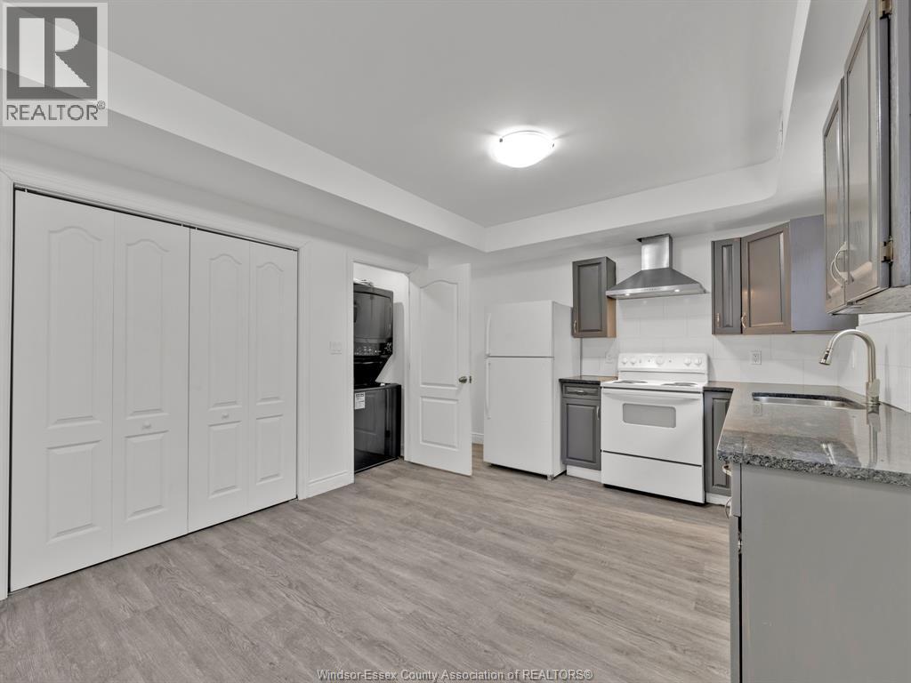 658 CARON, Windsor, Ontario, N9A5B6 — Photo 8