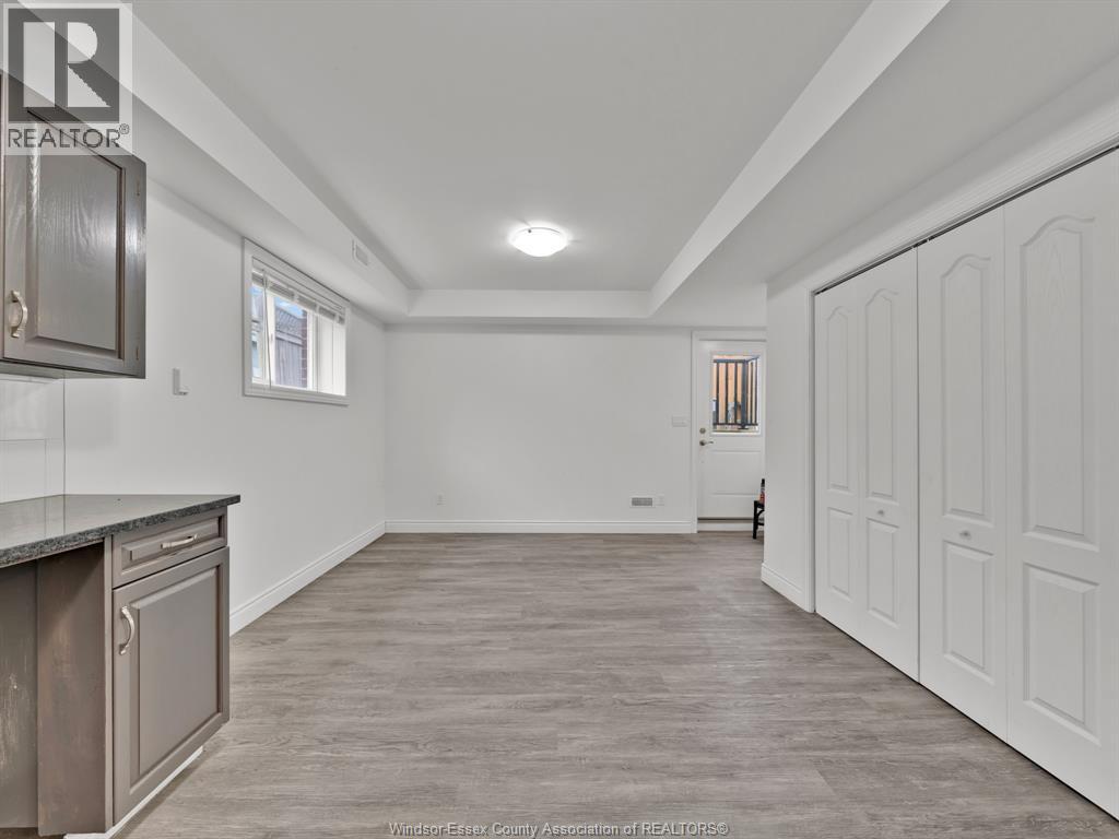 658 CARON, Windsor, Ontario, N9A5B6 — Photo 9