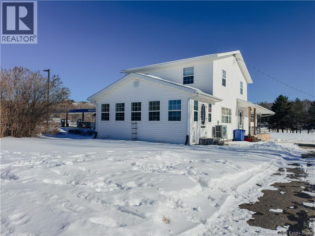 7 Grafton Shore Road — photo 3