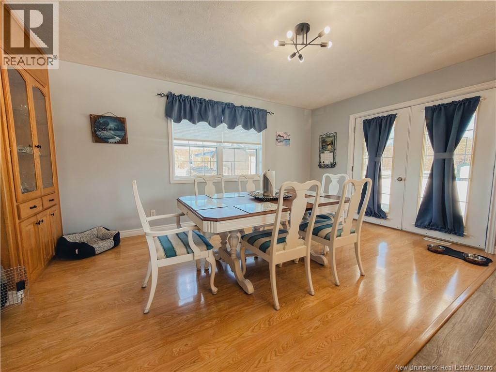7 Grafton Shore Road — photo 32