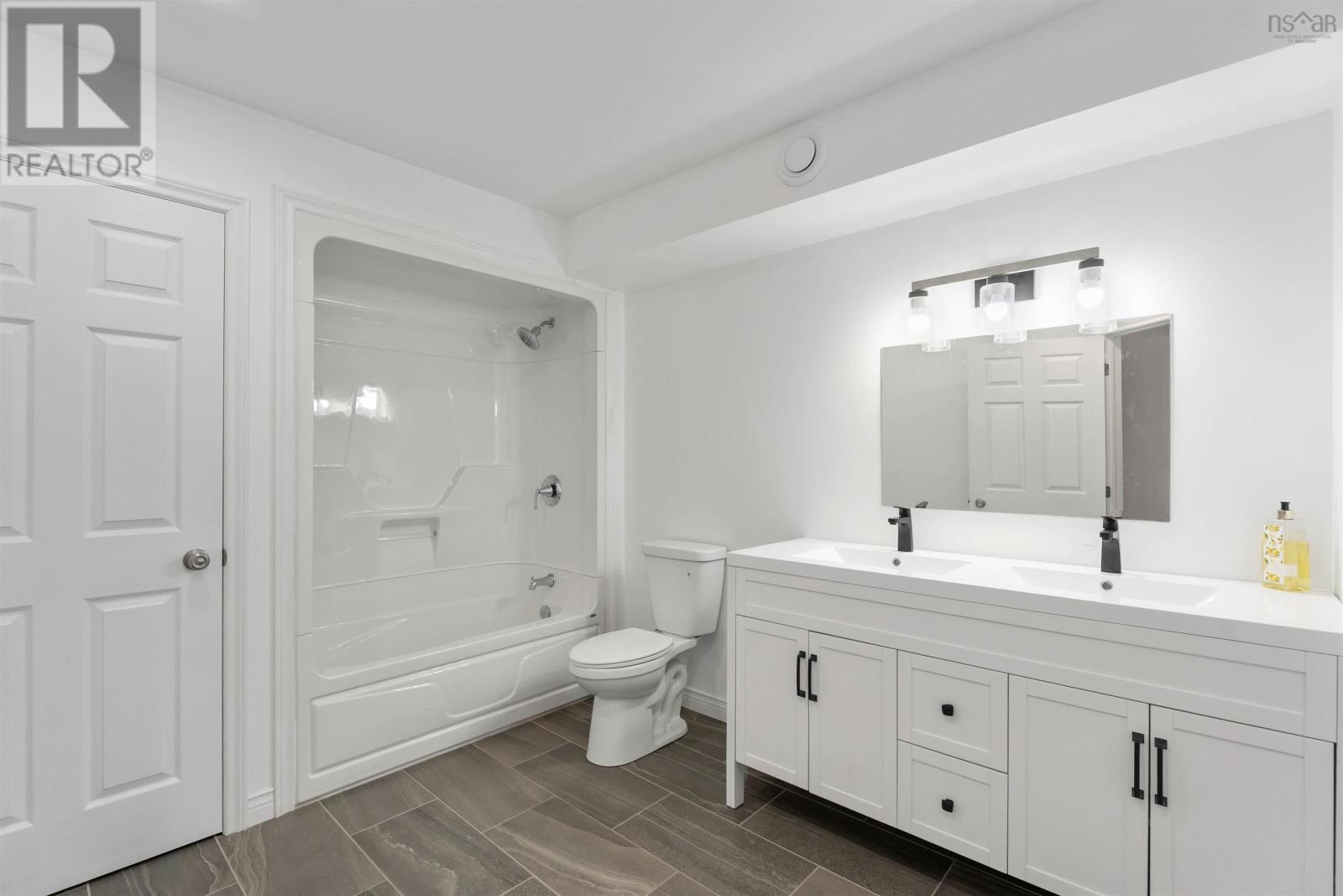 Property 34 of 48 of 181 Timberland Road