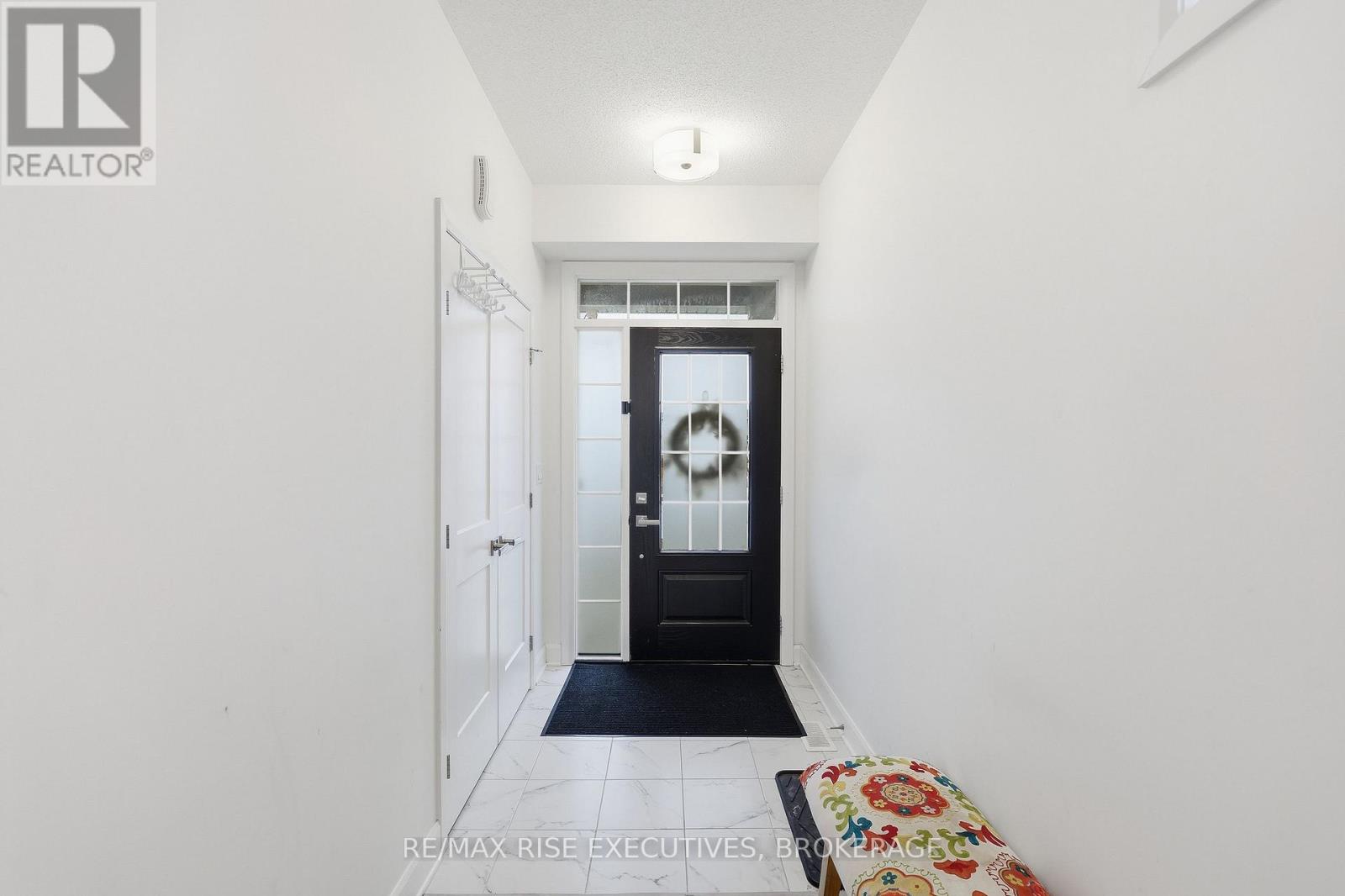 1538 DAVENPORT CRESCENT - photo 2