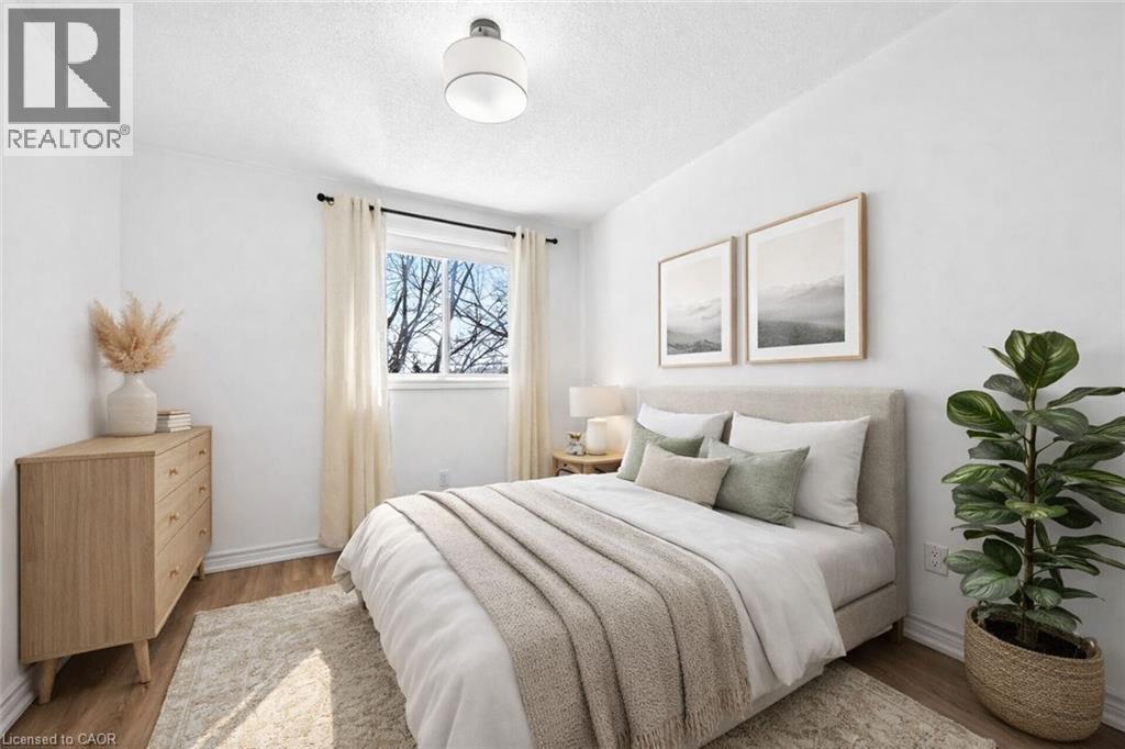 25 WALKER Court - 14
