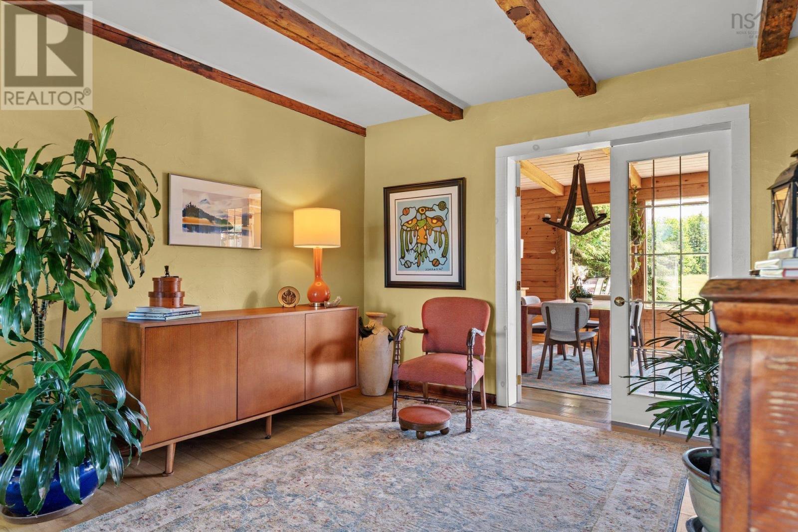 Property 6 of 48 of 54 Gates Road