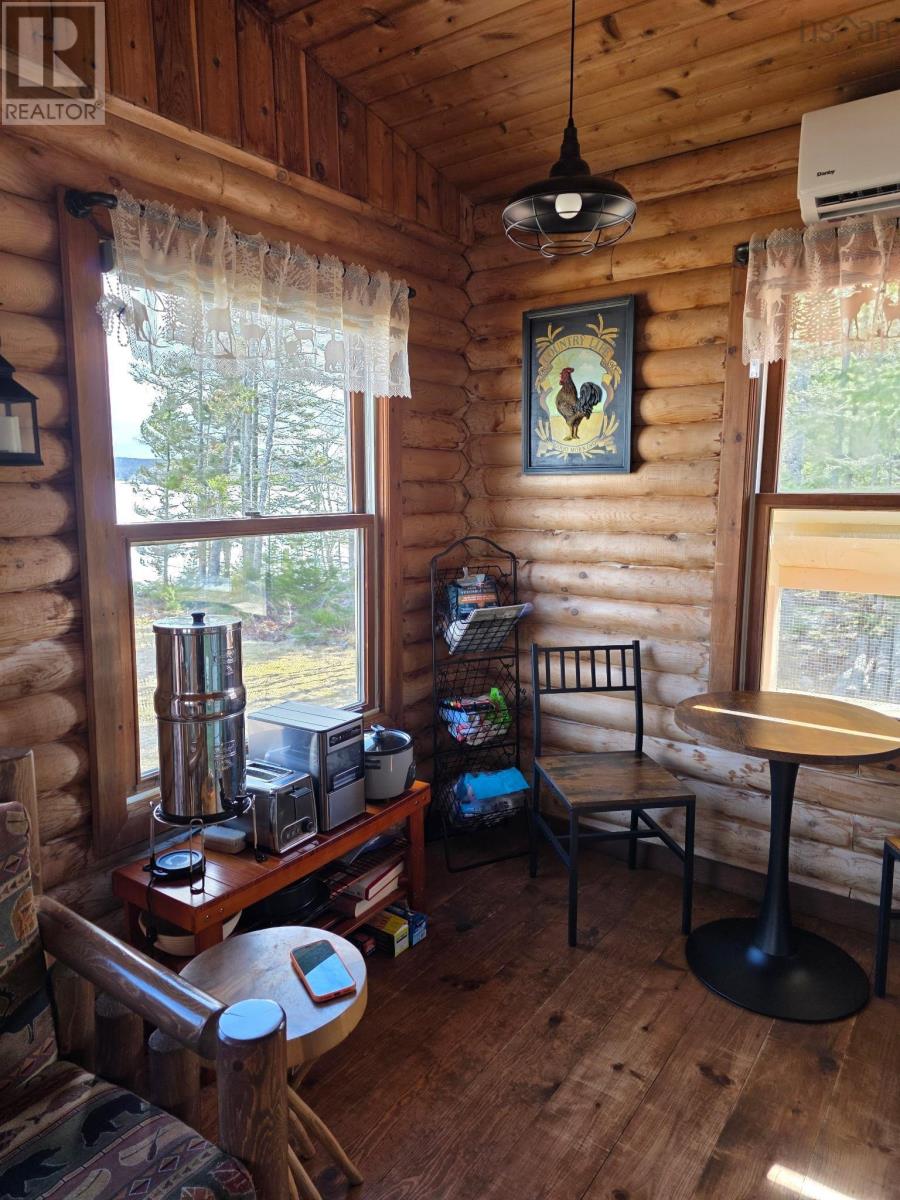 Property 16 of 30 of 60 Hummingbird Lane