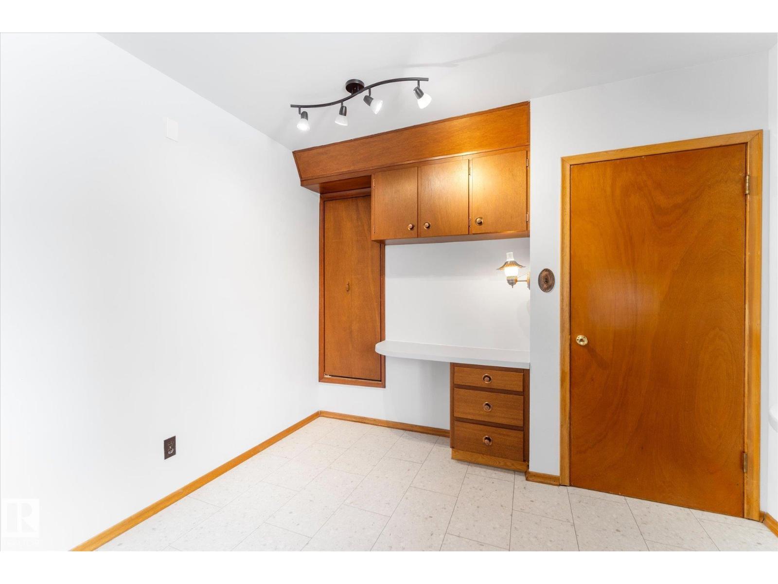 16145 109A AV NW, Edmonton