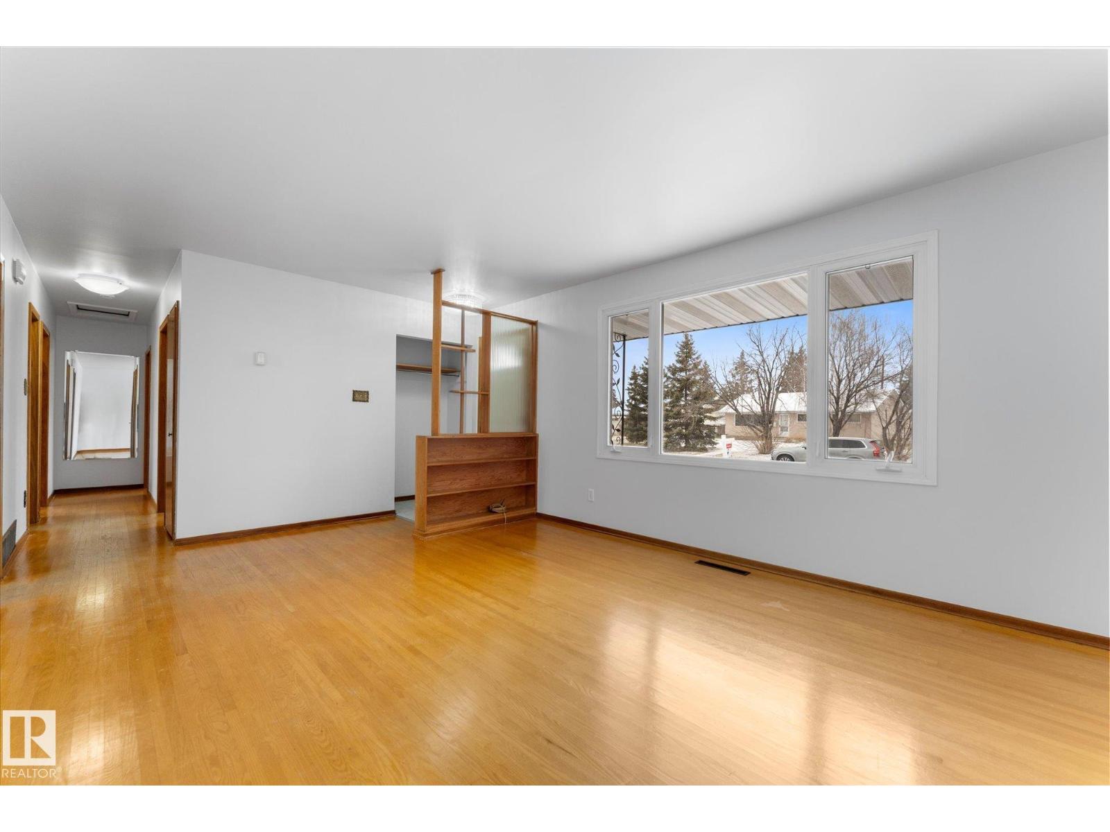 16145 109A AV NW, Edmonton