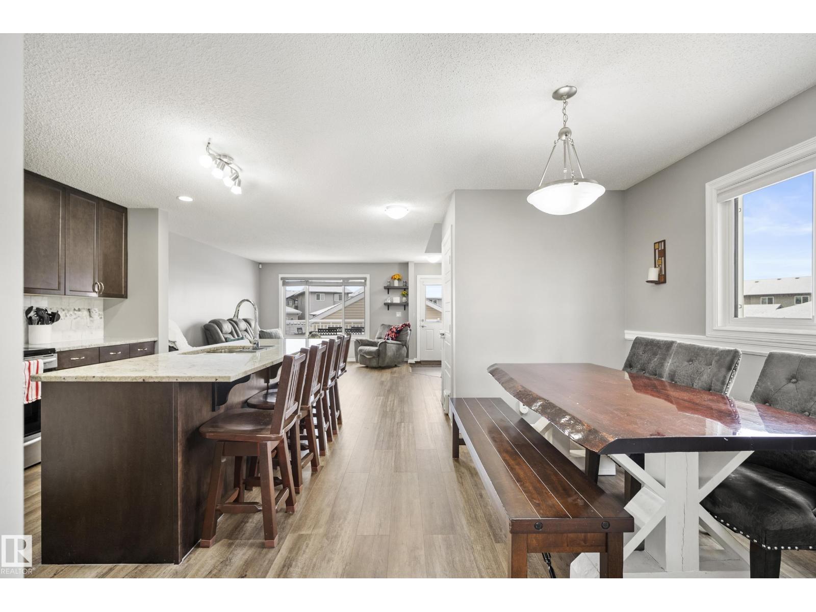 635 41 AV NW, Edmonton