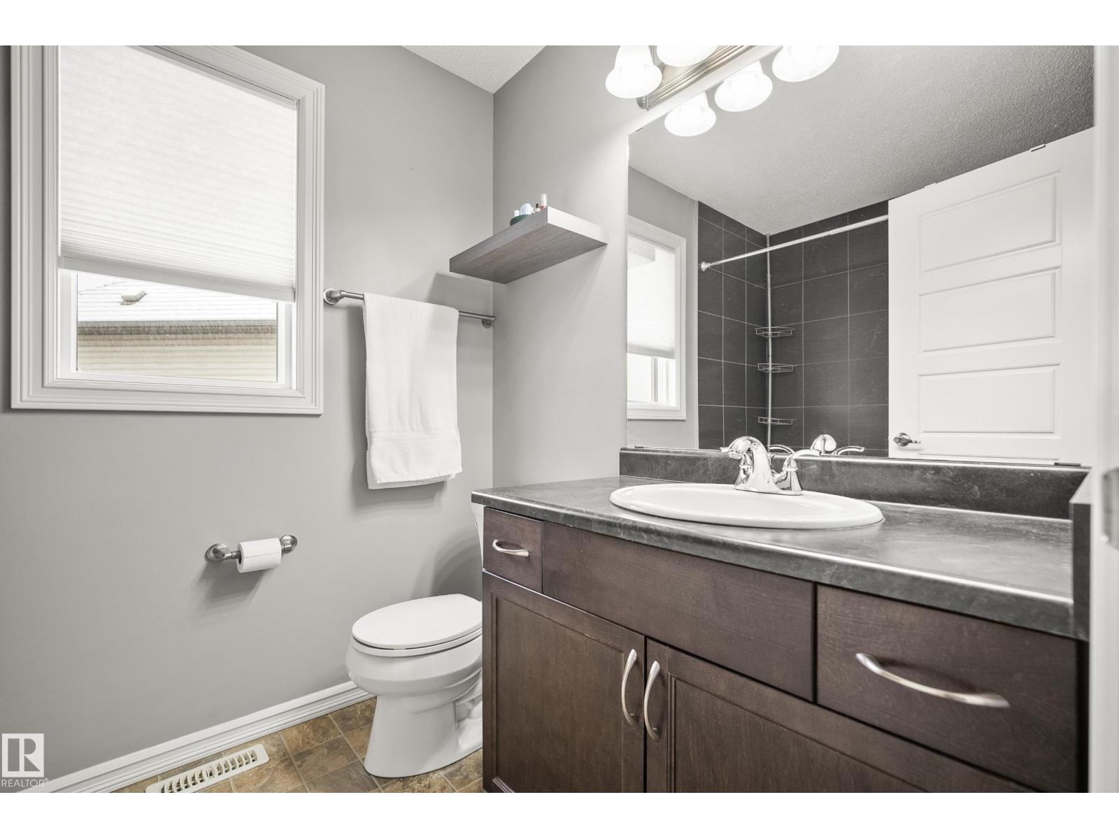 635 41 AV NW, Edmonton