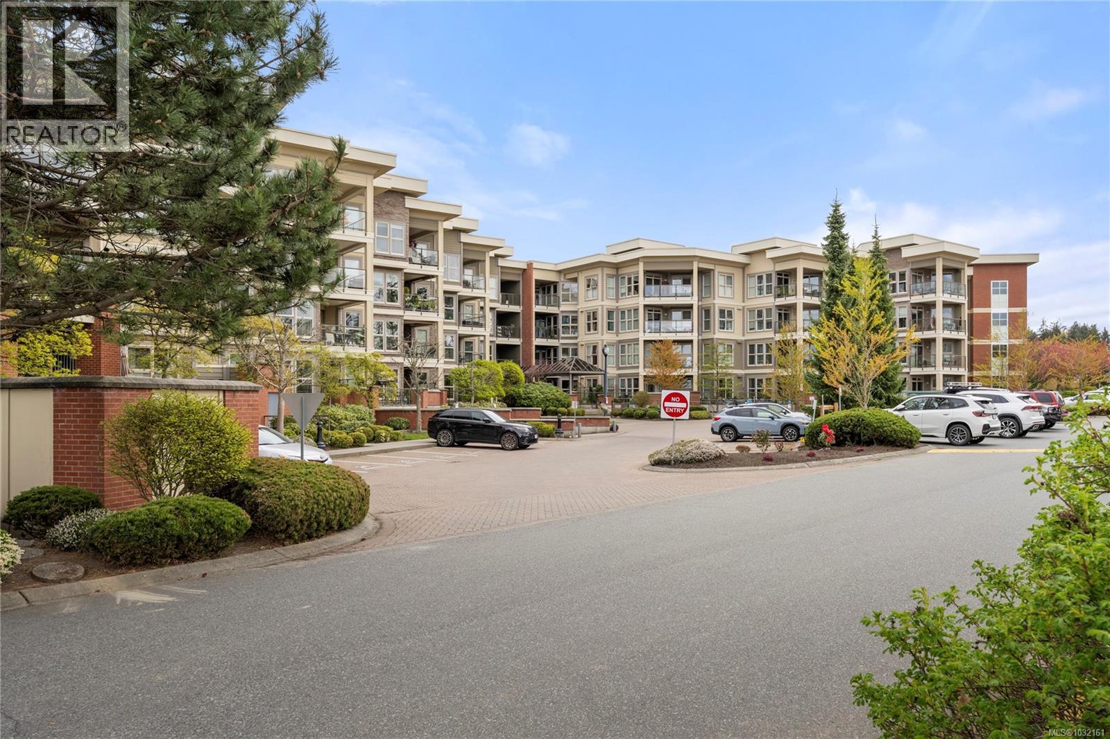 109 6310 MCROBB Ave, Nanaimo