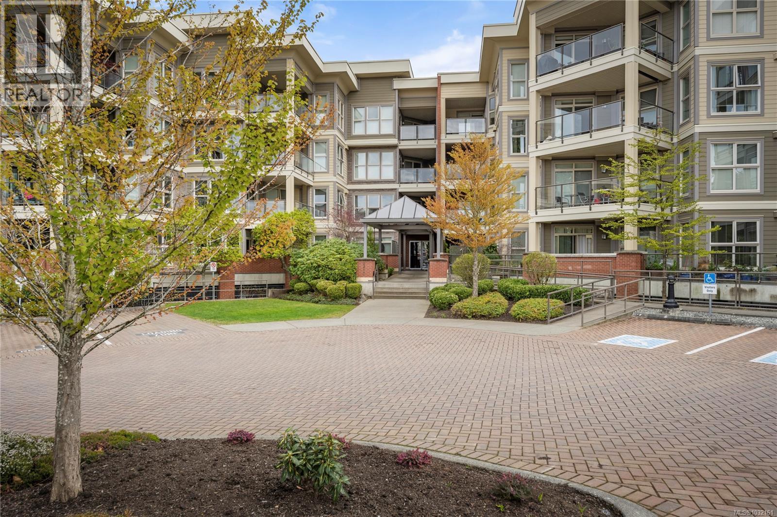 109 6310 MCROBB Ave, Nanaimo