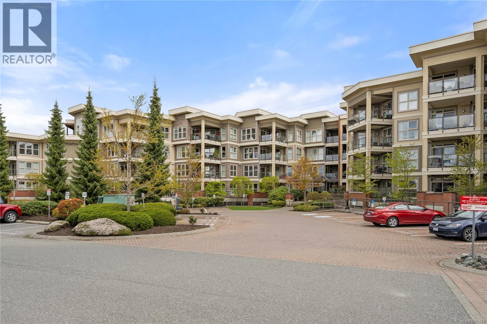 109 6310 MCROBB Ave, Nanaimo