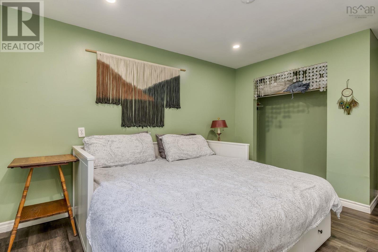 Property 32 of 38 of 600 Rocky Lake Drive