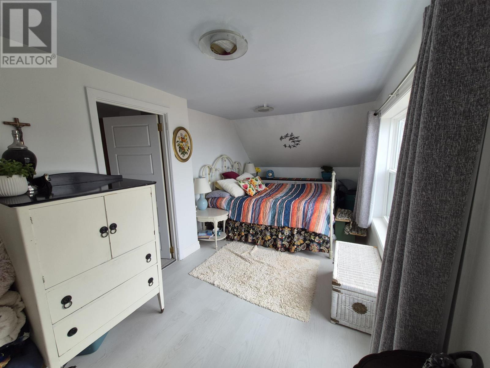 Property 25 of 45 of 608 Granville Road