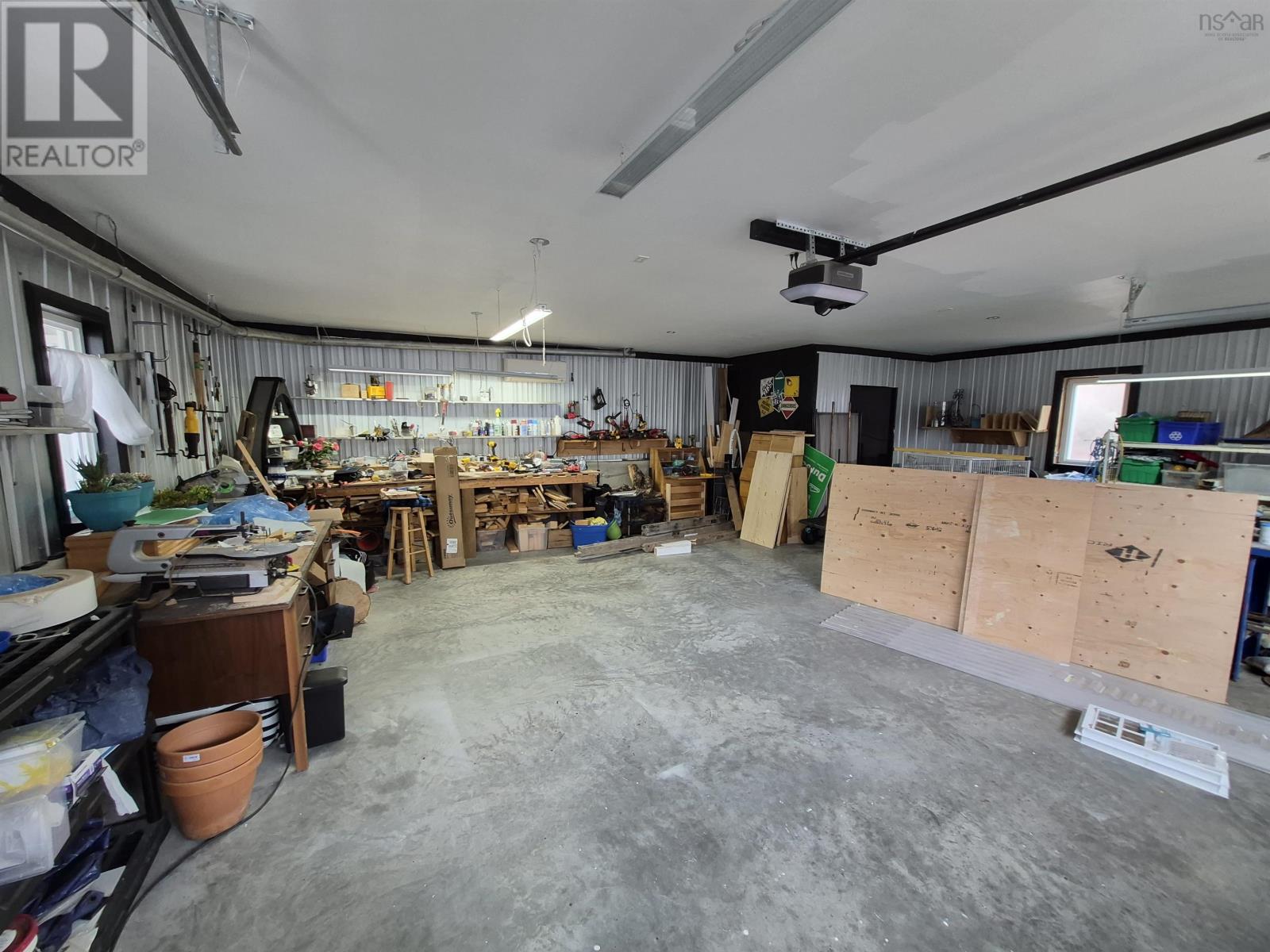 Property 32 of 45 of 608 Granville Road