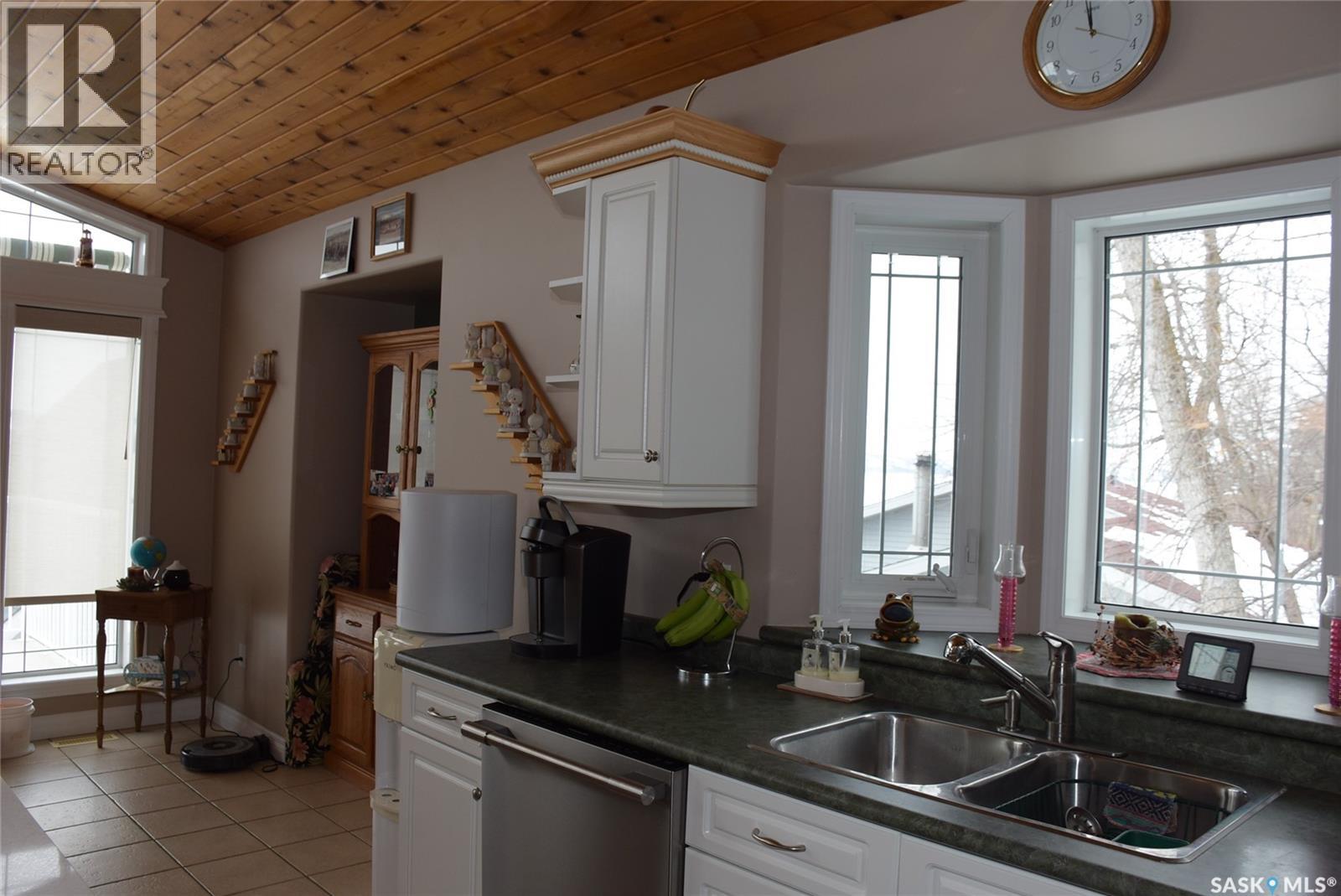 368 South Katepwa DRIVE — photo 9