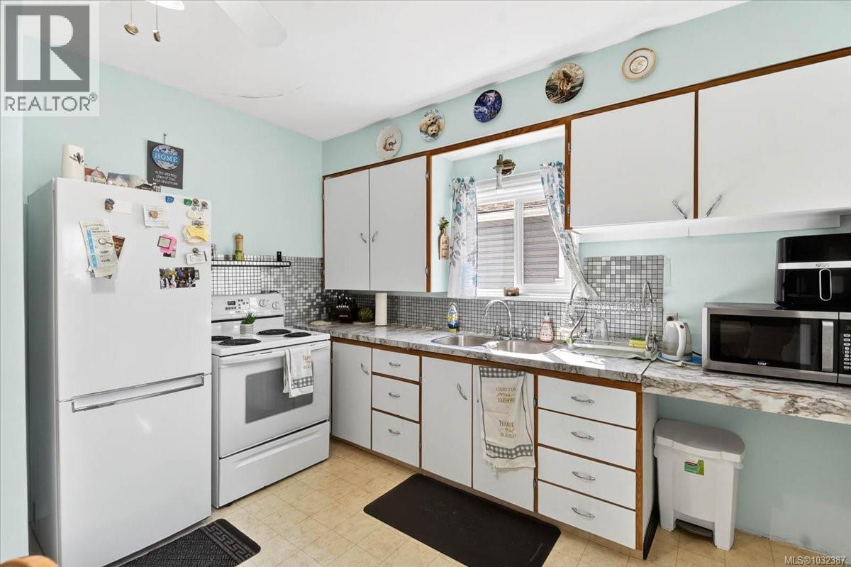 3928 8th Ave, Port Alberni