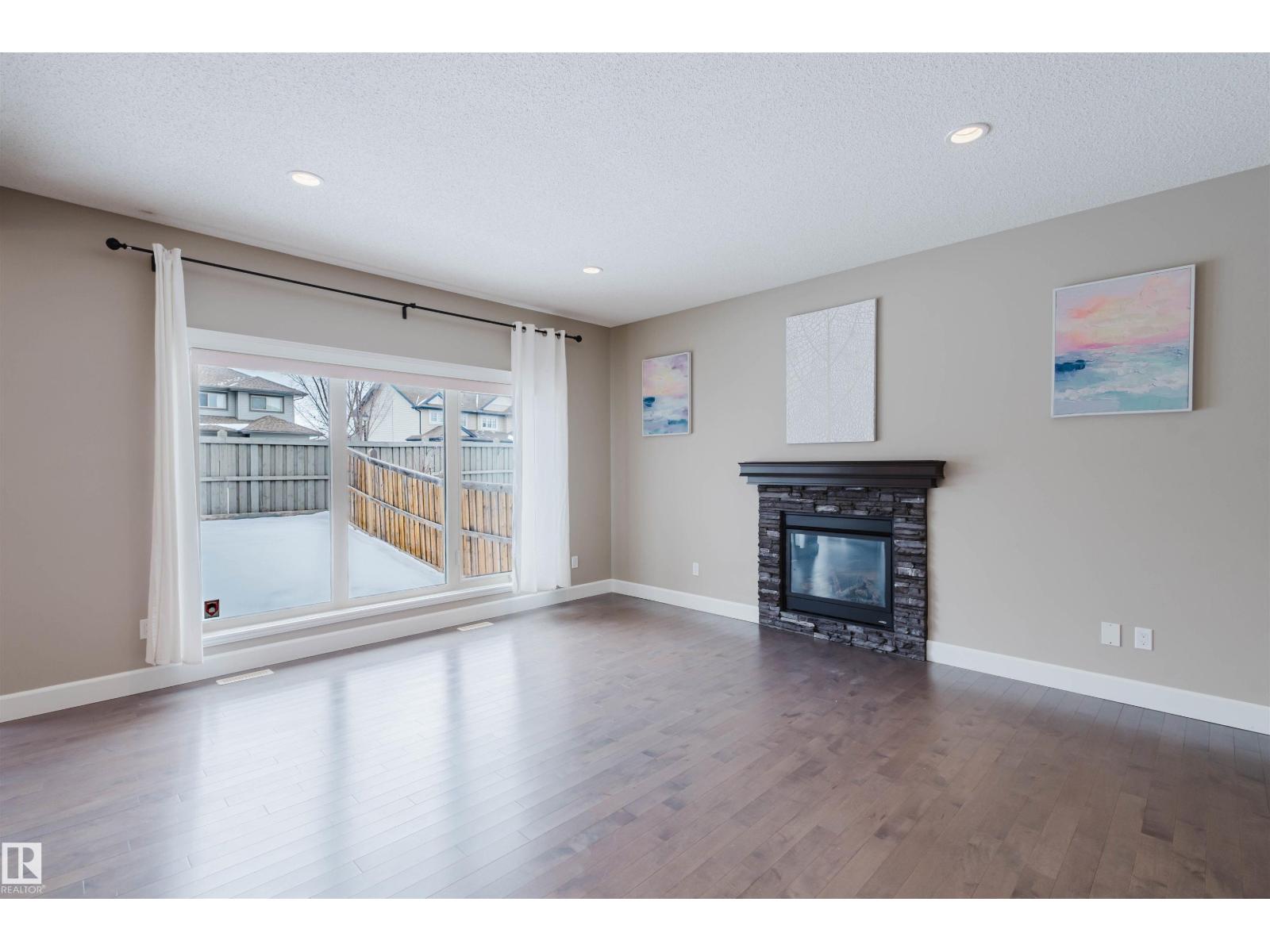 1957 AINSLIE LI SW, Edmonton