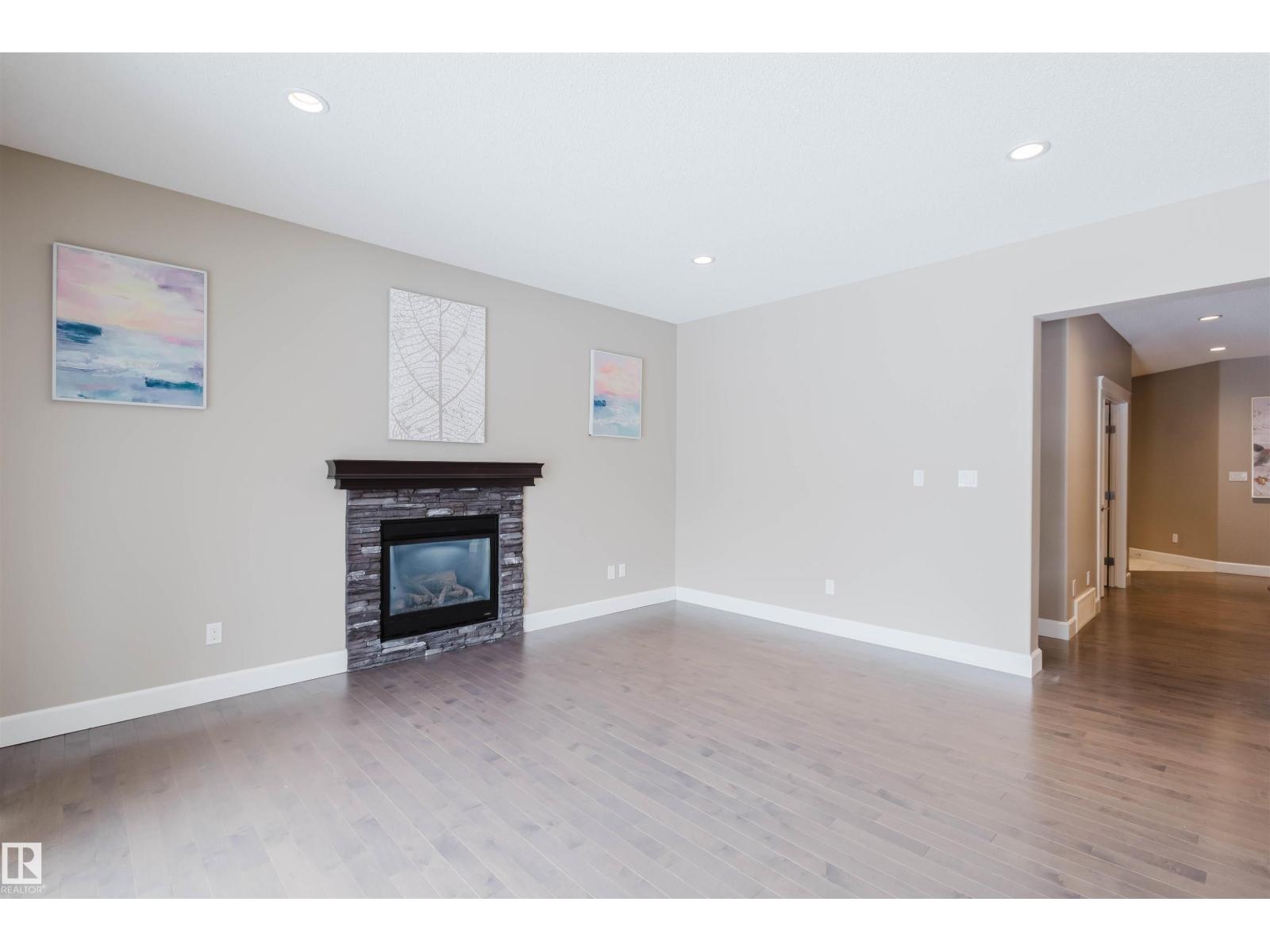 1957 AINSLIE LI SW, Edmonton