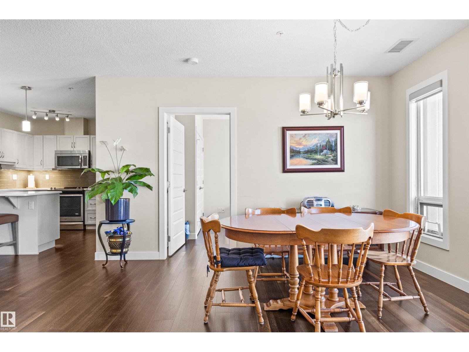 #404 2755 109 ST NW - 18