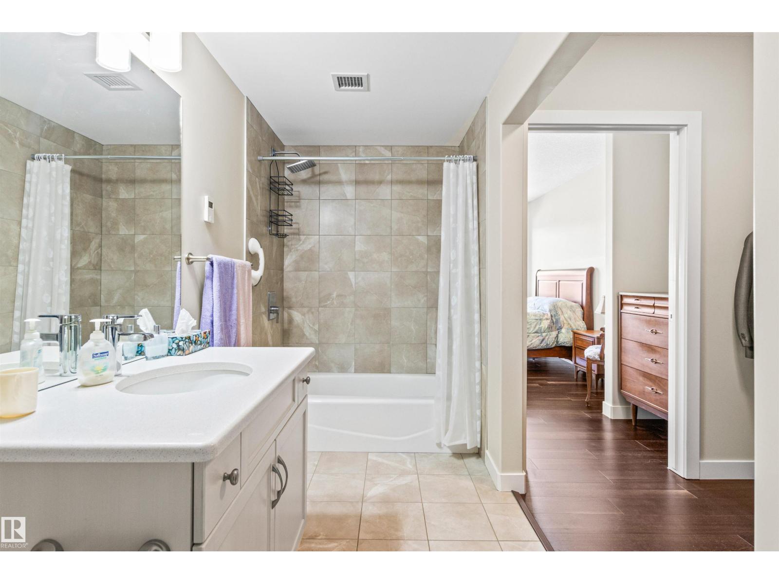 #404 2755 109 ST NW - 30
