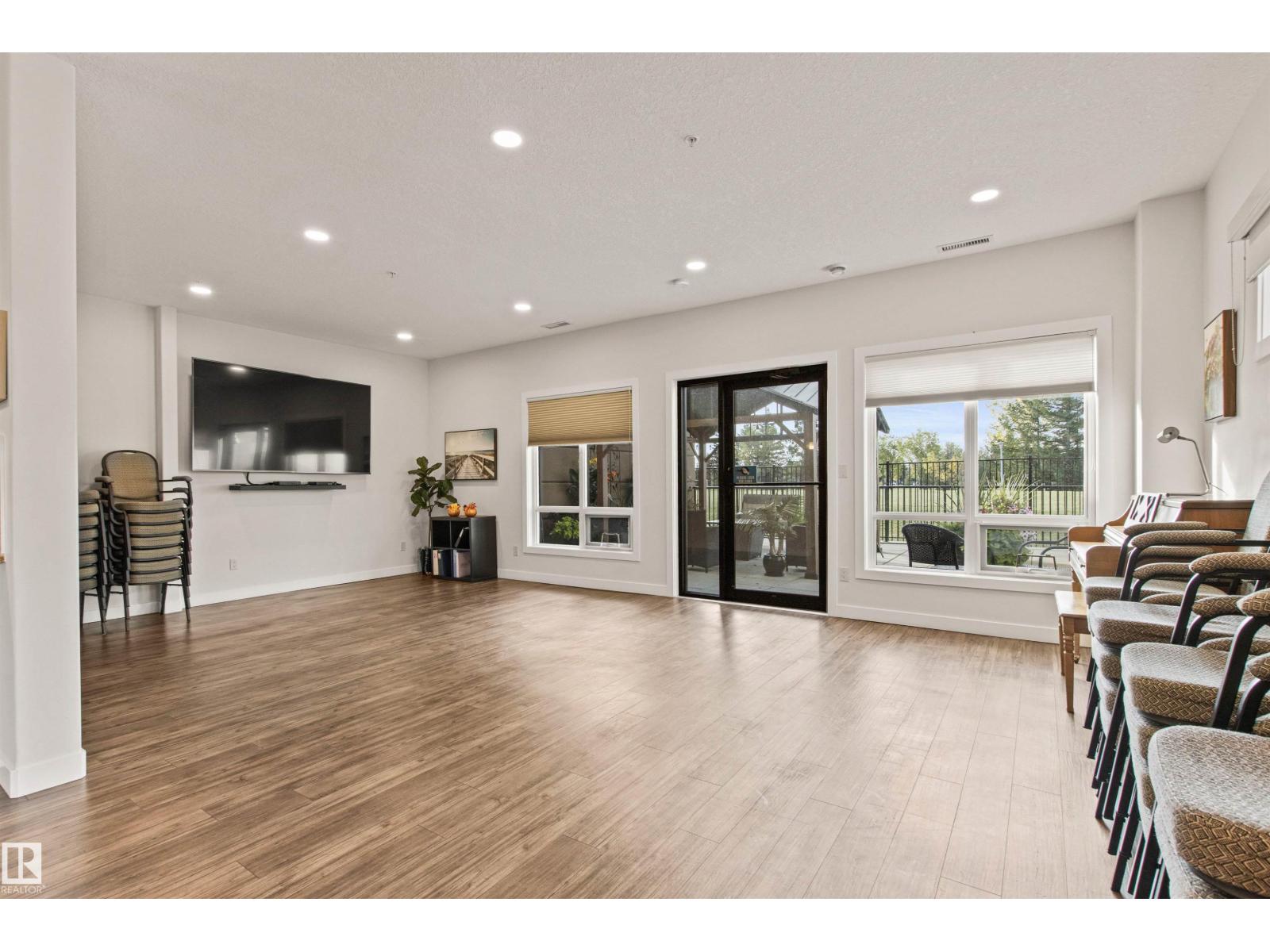#404 2755 109 ST NW - 57