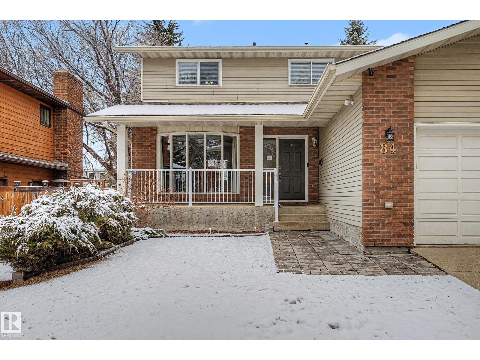 84 WOODLANDS RD, St. Albert