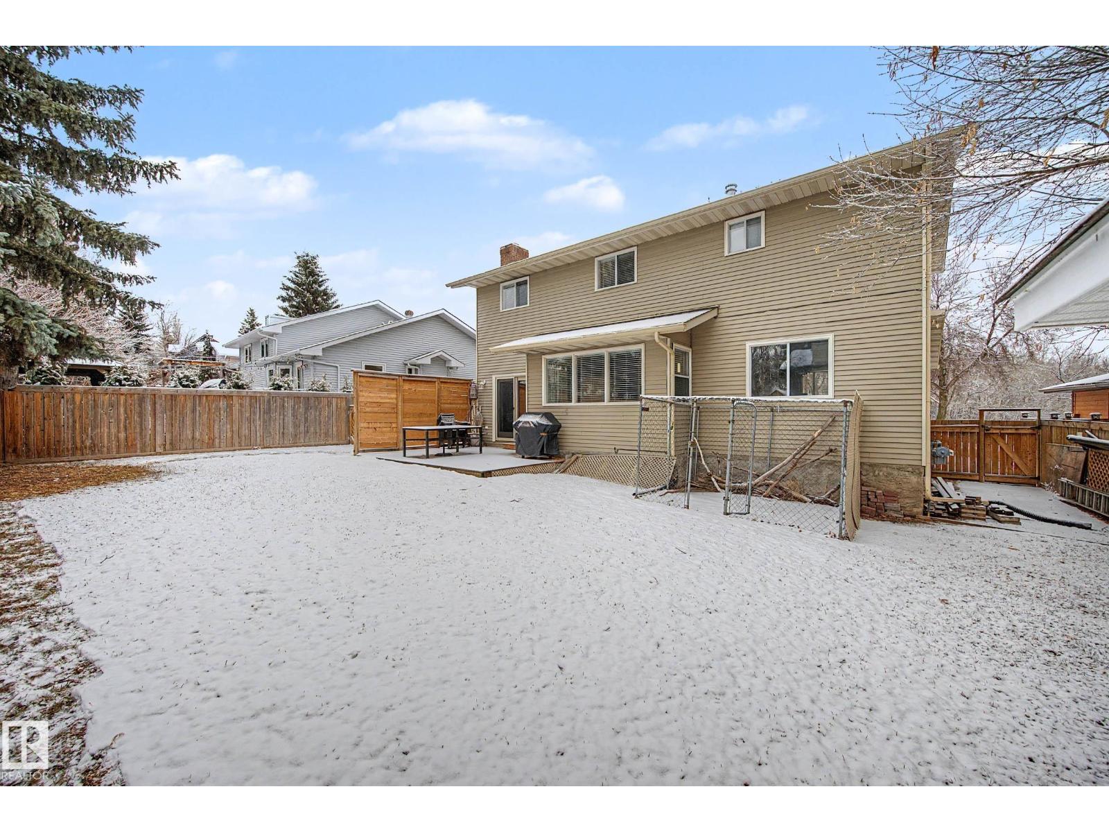 84 WOODLANDS RD, St. Albert