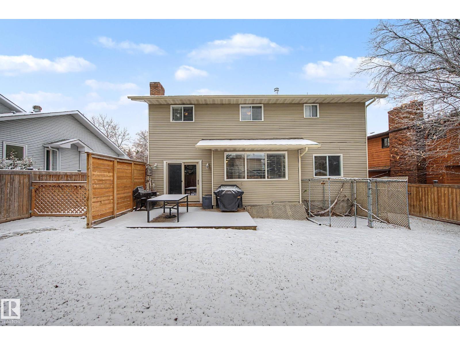 84 WOODLANDS RD, St. Albert
