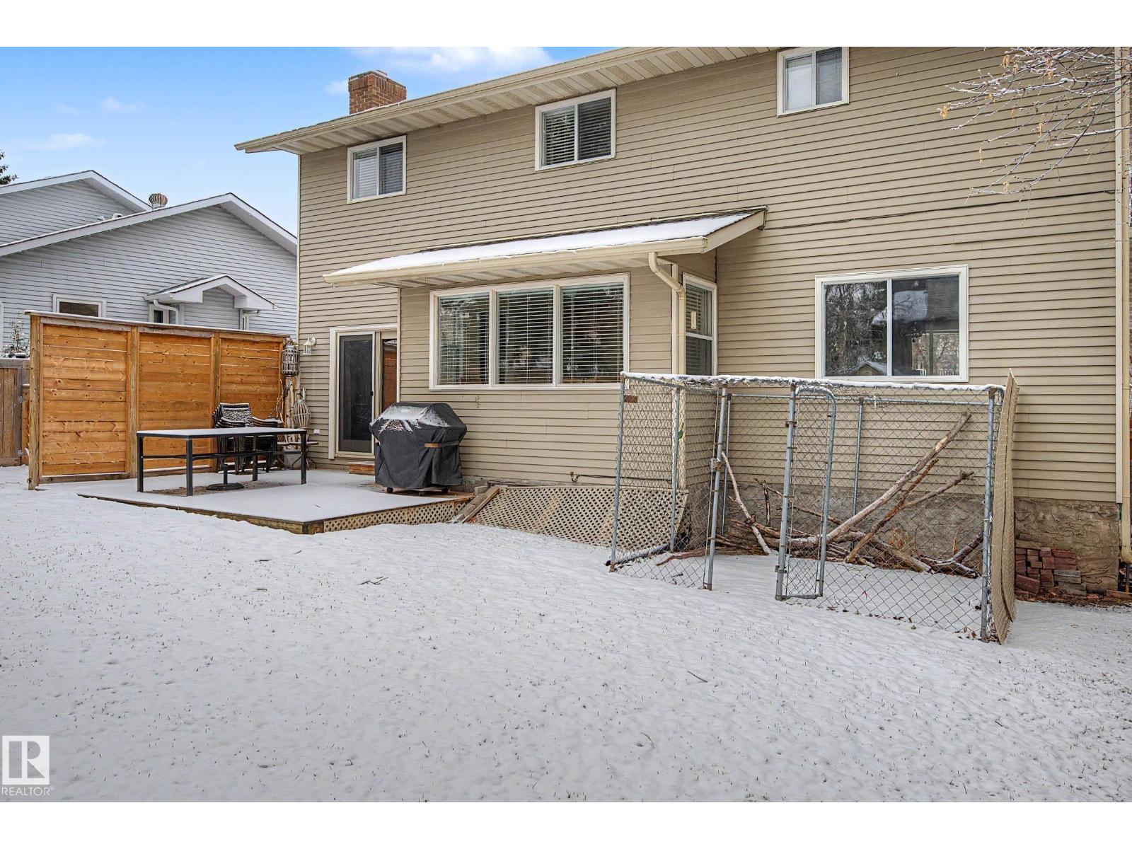 84 WOODLANDS RD, St. Albert