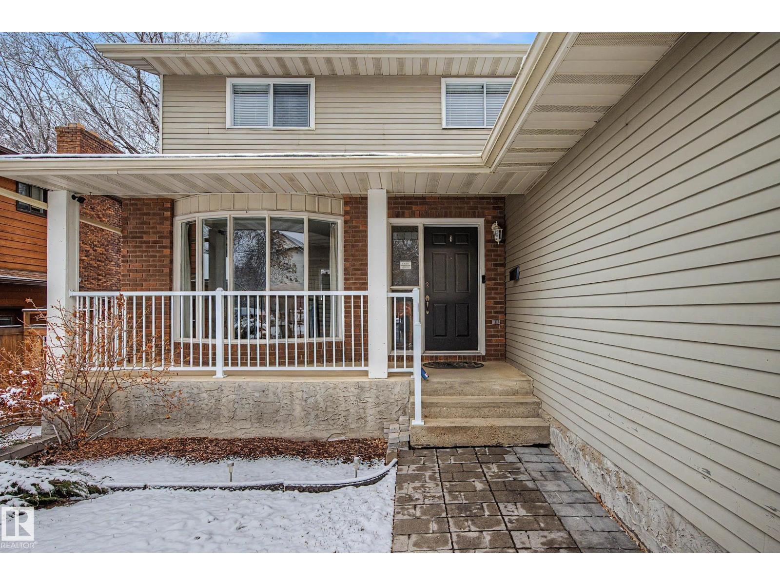 84 WOODLANDS RD, St. Albert
