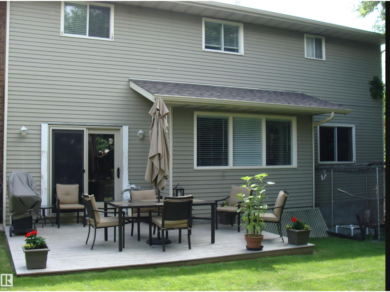 84 WOODLANDS RD, St. Albert